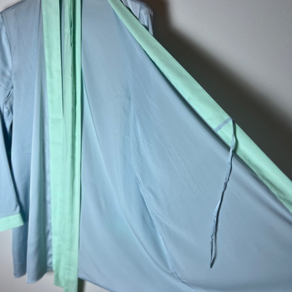 Savage x Fenty Icy Blue & Green Satin Mini Robe with Belt - Rhianna Lingerie - Picture 8 of 10